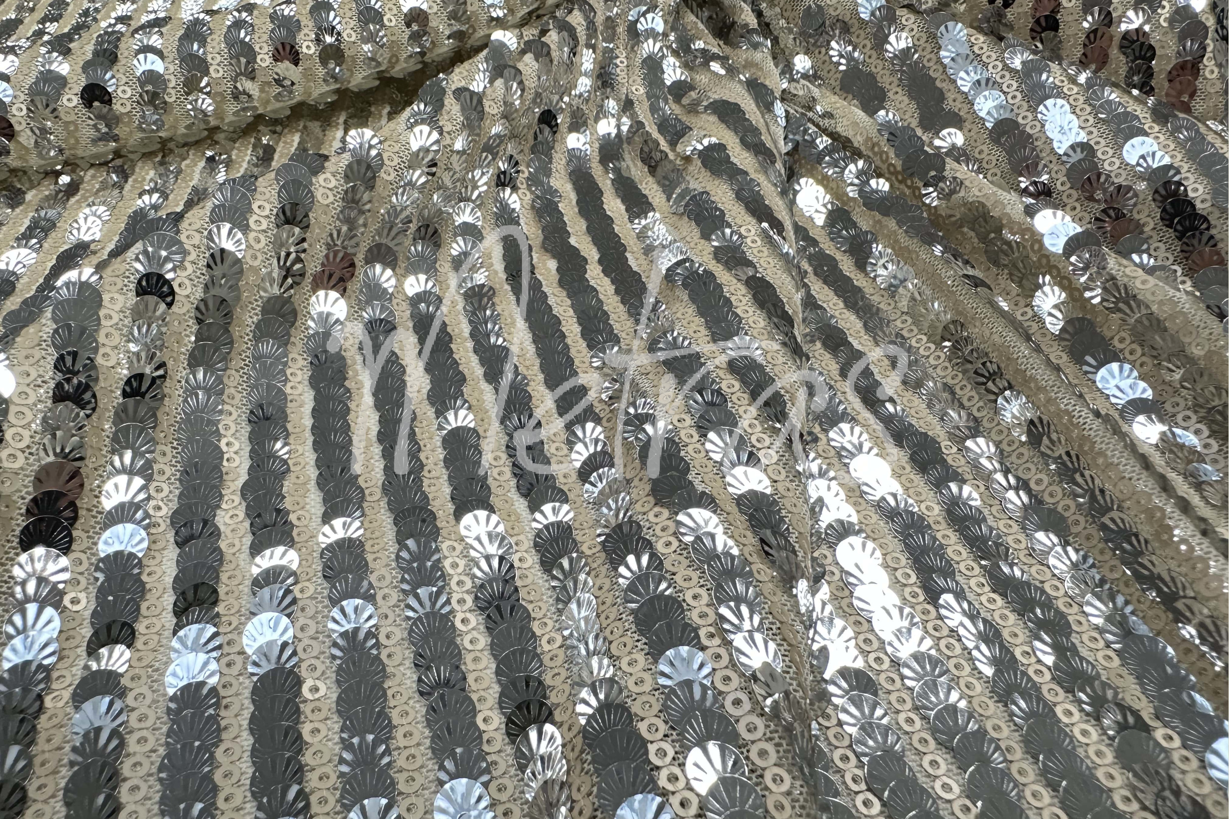 Tiulis su žvyneliais ,,Silver'' - Image 2